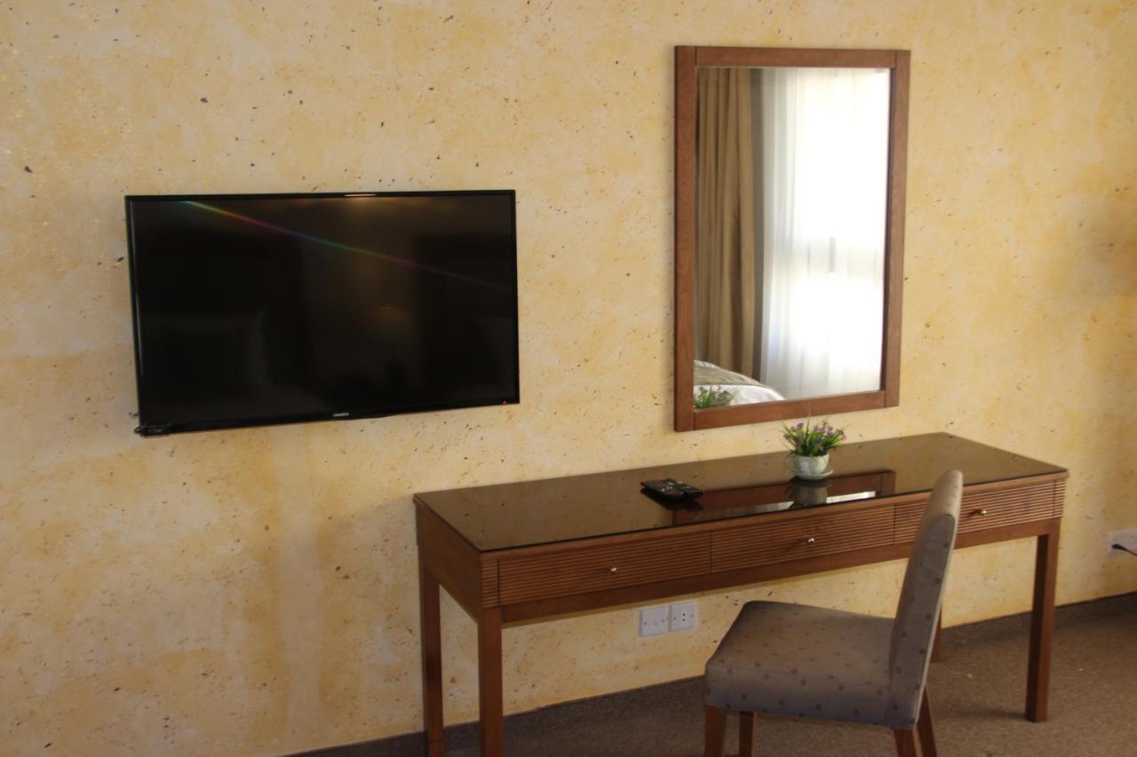 Saray Hotel עמאן מראה חיצוני תמונה