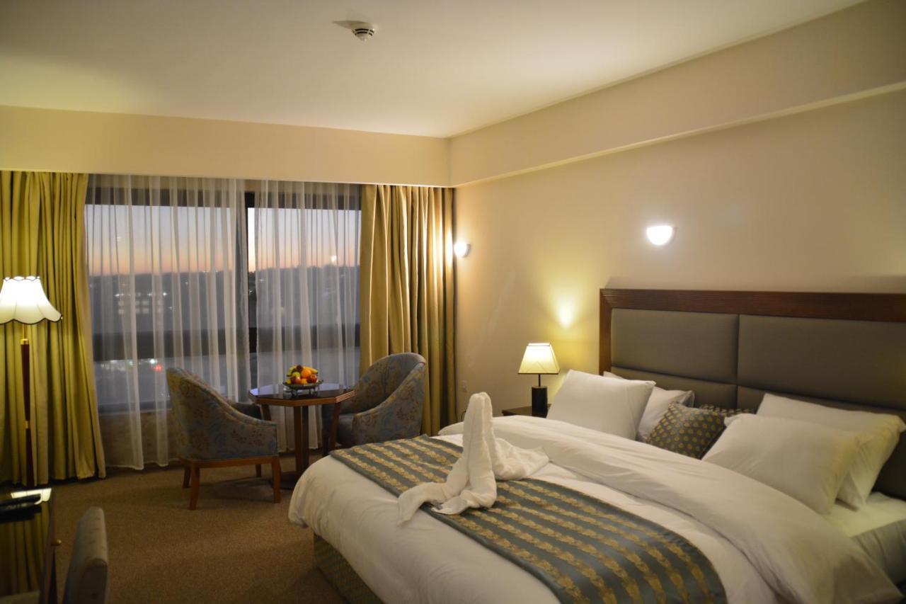 Saray Hotel עמאן מראה חיצוני תמונה